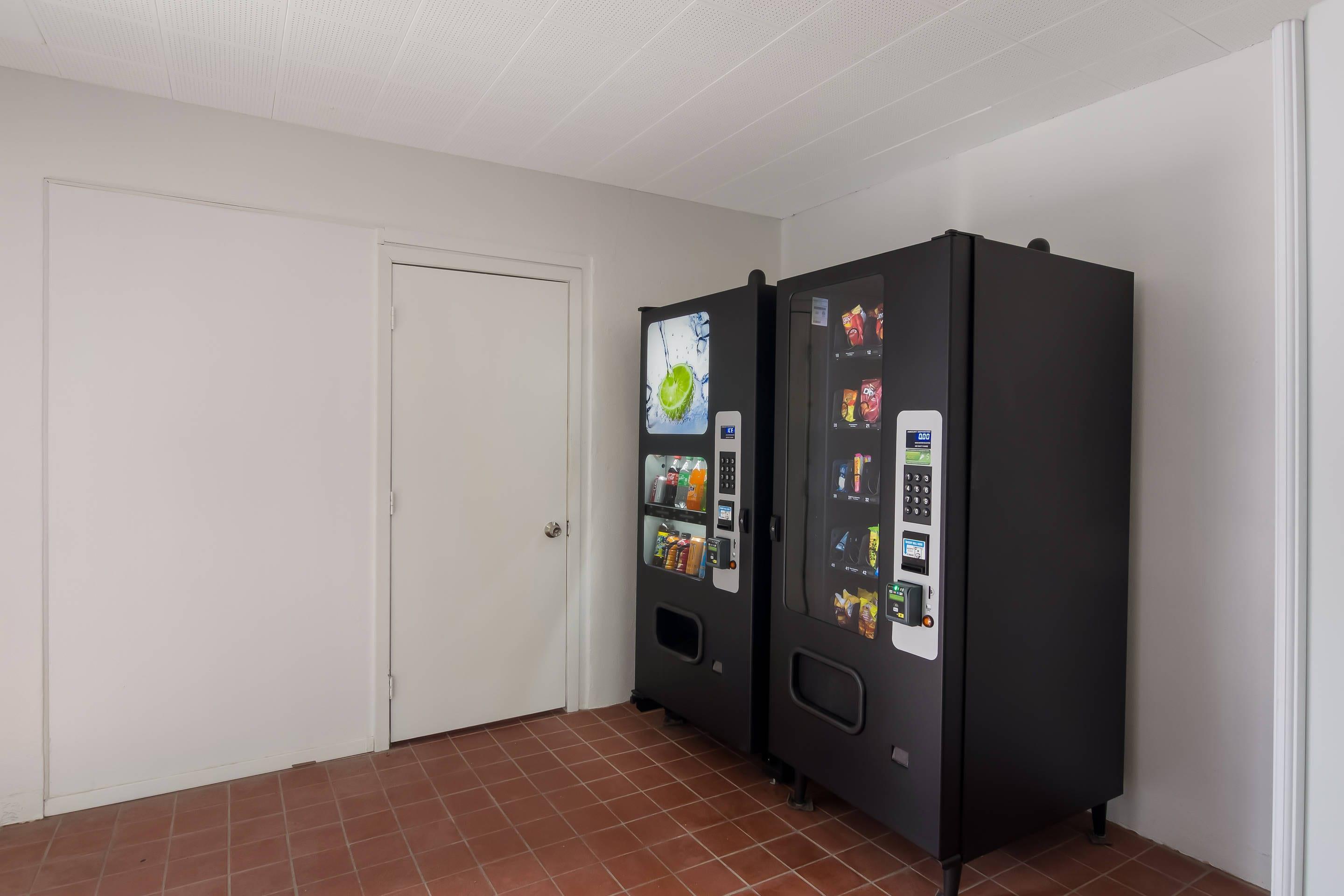 Hotel vending area | Rodeway Inn & Suites