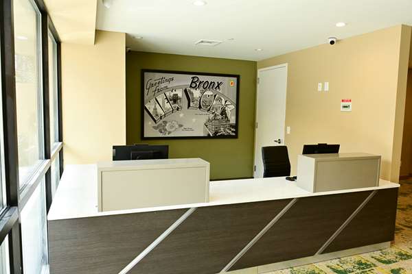  - Super 8 Hotel Near Botanical Garden Bronx New York