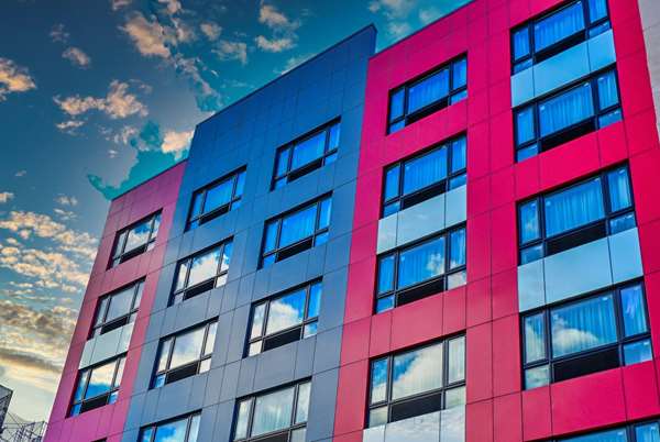 Exterior view - Super 8 Hotel Near Botanical Garden Bronx New York