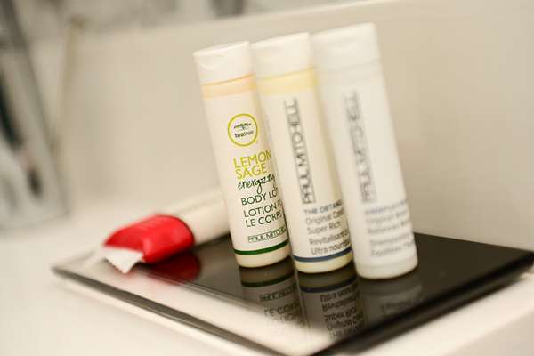  - Super 8 Hotel Near Botanical Garden Bronx New York