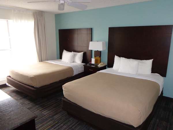  - SureStay Plus by Best Western Orlando Lake Buena Vista