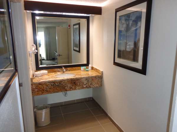 Suite - SureStay Plus by Best Western Orlando Lake Buena Vista
