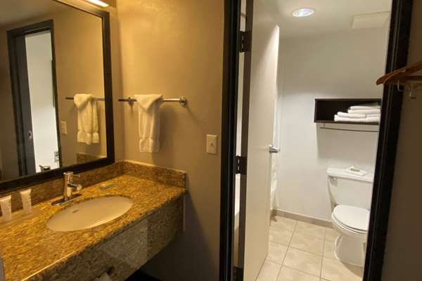  - Wingate by Wyndham Hotel Chandler - I-10, Exit 160