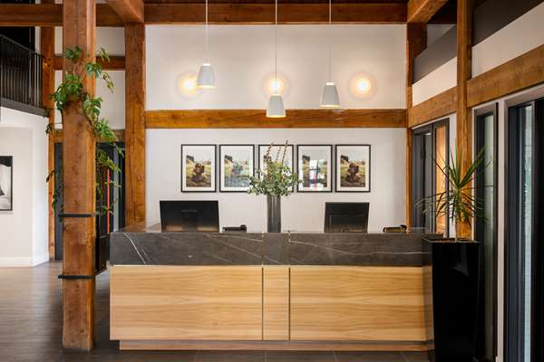  - Buffalo Mountain Lodge Banff