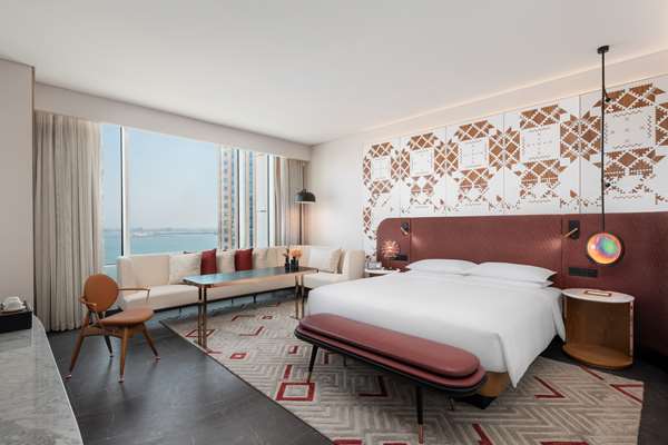 1 King Bed Deluxe Sea View