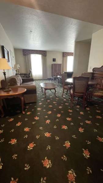  - SureStay Hotel by Best Western Eureka