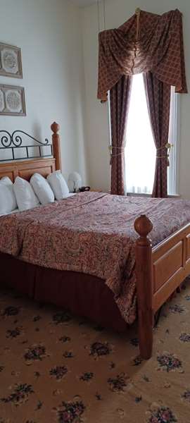  - SureStay Hotel by Best Western Eureka