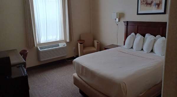  - SureStay Hotel by Best Western Eureka