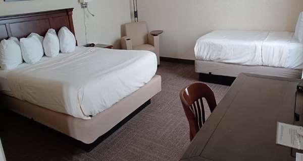  - SureStay Hotel by Best Western Eureka