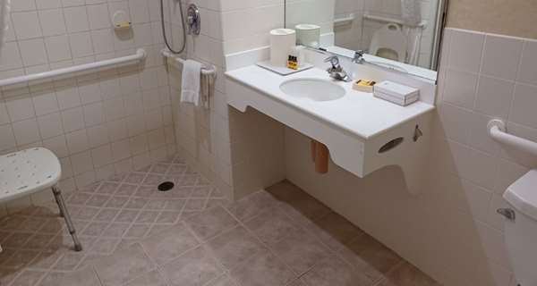  - SureStay Hotel by Best Western Eureka