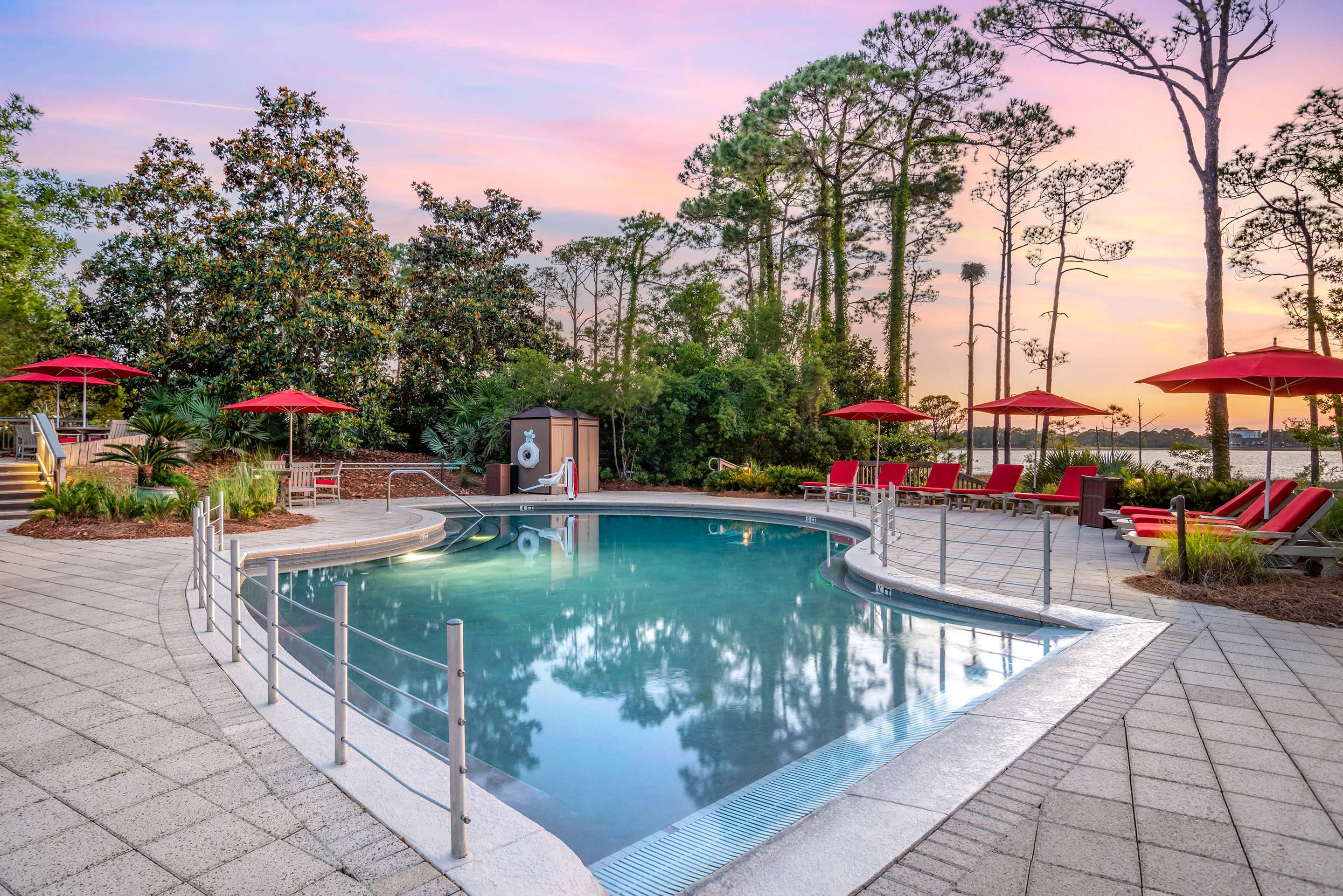 Pool | Hilton Grand Vacations Club in Sandestin Golf & Beach Resort