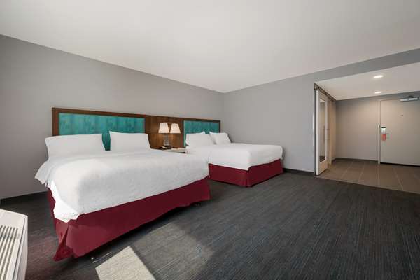 - Hampton Inn Southfield