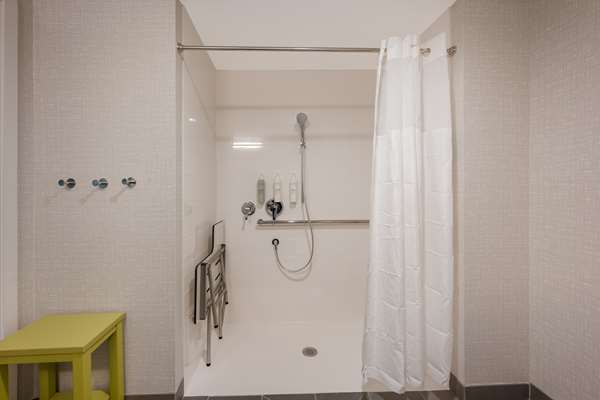  - Hampton Inn Southfield
