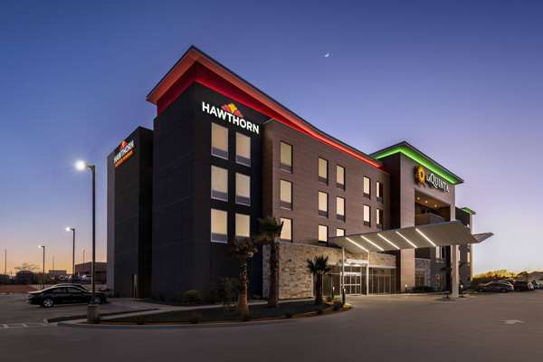 Exterior view - La Quinta Inn & Suites Del Rio