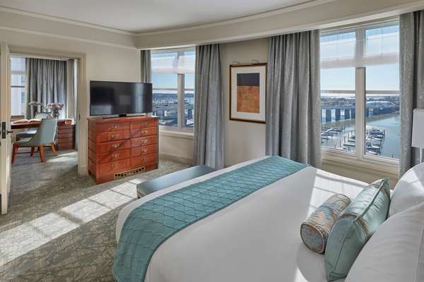 Suite - Salamander Waterfront Hotel DC