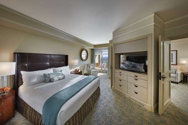 Suite - Salamander Waterfront Hotel DC