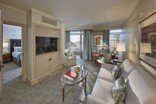 Suite - Salamander Waterfront Hotel DC