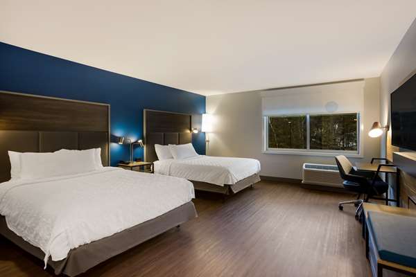  - Tru by Hilton Hotel Traverse City