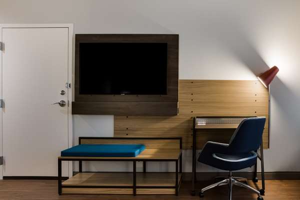  - Tru by Hilton Hotel Traverse City