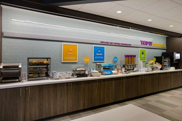 Amenities - Tru by Hilton Hotel Traverse City