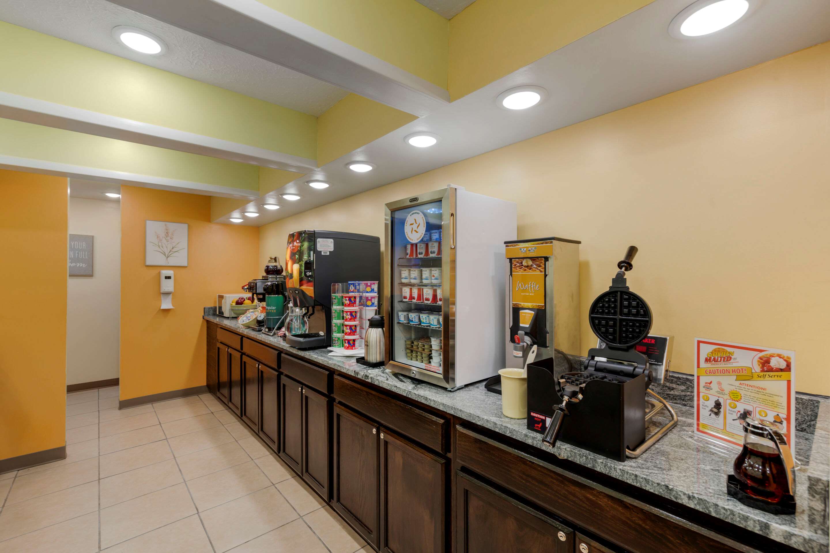 Breakfast area