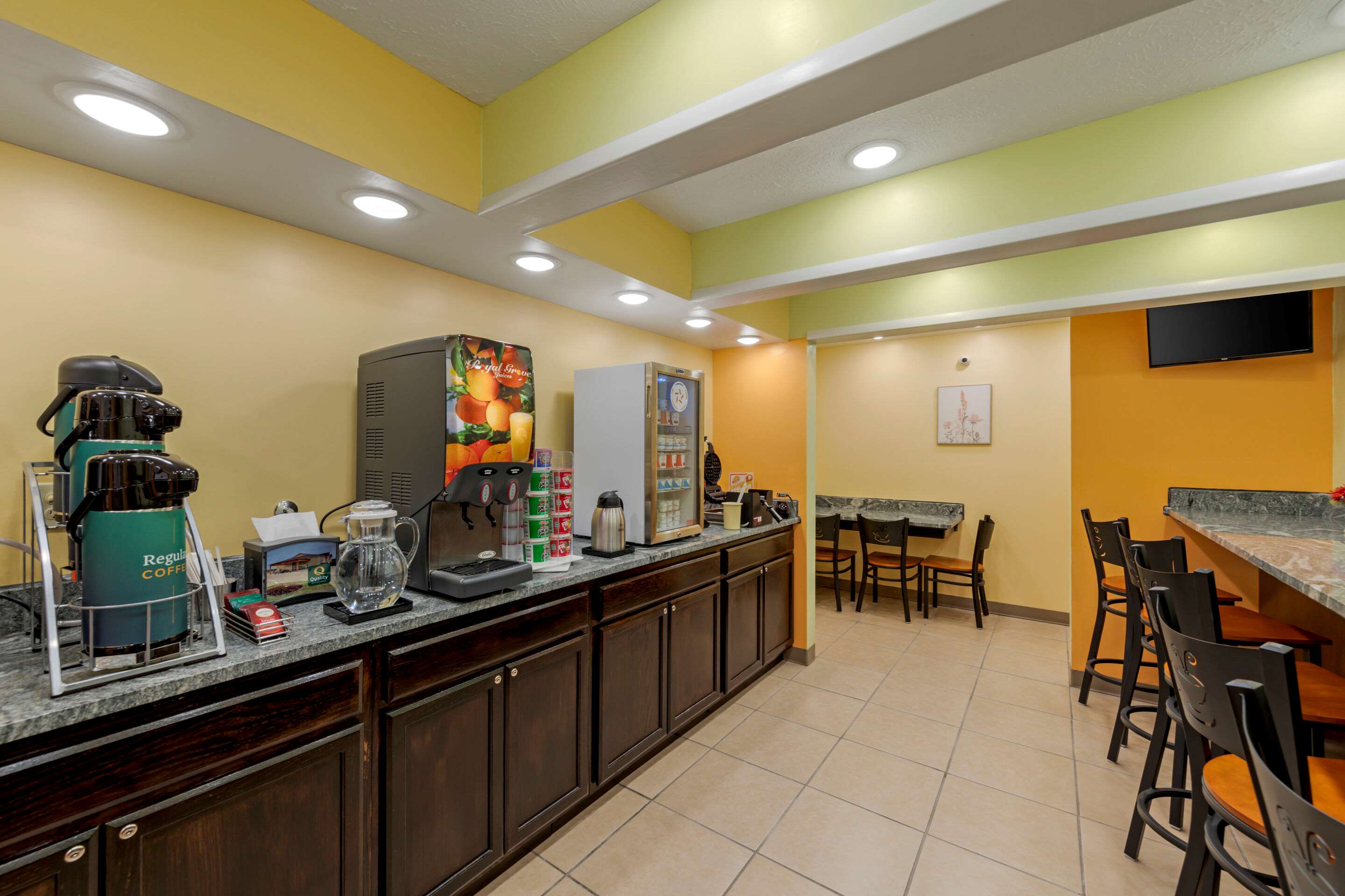 Breakfast counter