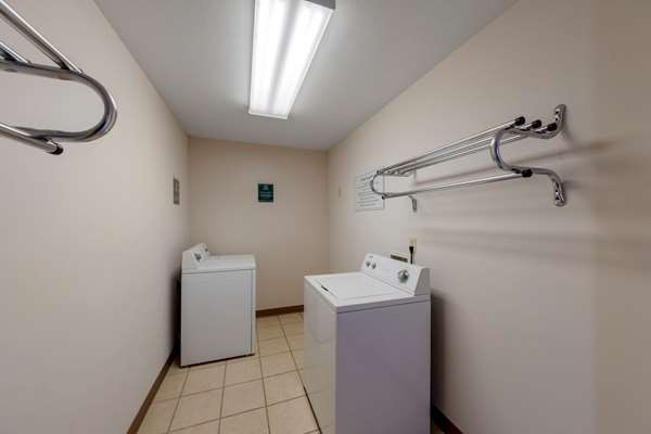 Amenities - Quality Inn Hamilton - I-22, Exit 14
