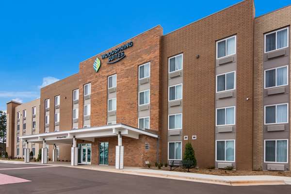 Exterior view - WoodSpring Suites Morrisville