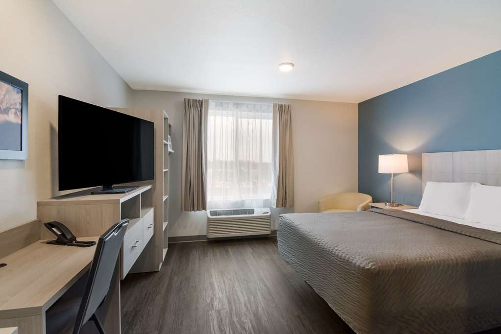 WOODSPRING SUITES MORRISVILLE - RAL-guestroom-Guest Room,On-Site.jpg