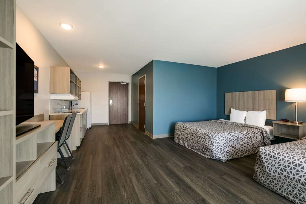 WOODSPRING SUITES KNOXVILLE - CEDAR-guestroom-Guest Room,On-Site.jpg