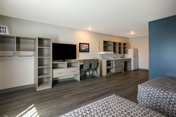  - WoodSpring Suites Cedar Bluff Knoxville - I-40, Exit 379