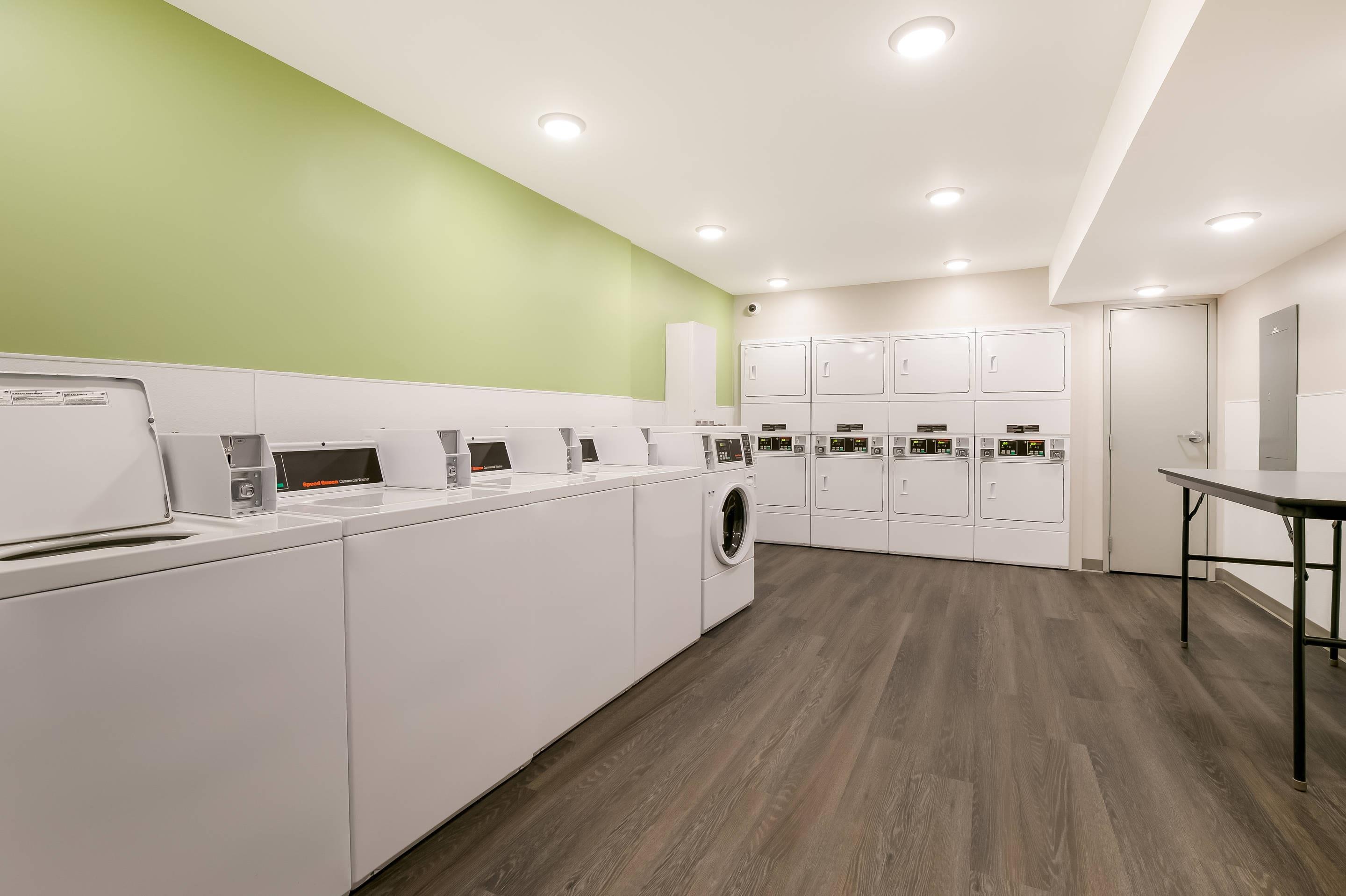 Guest laundry facilities | WoodSpring Suites Knoxville - Cedar Bluff