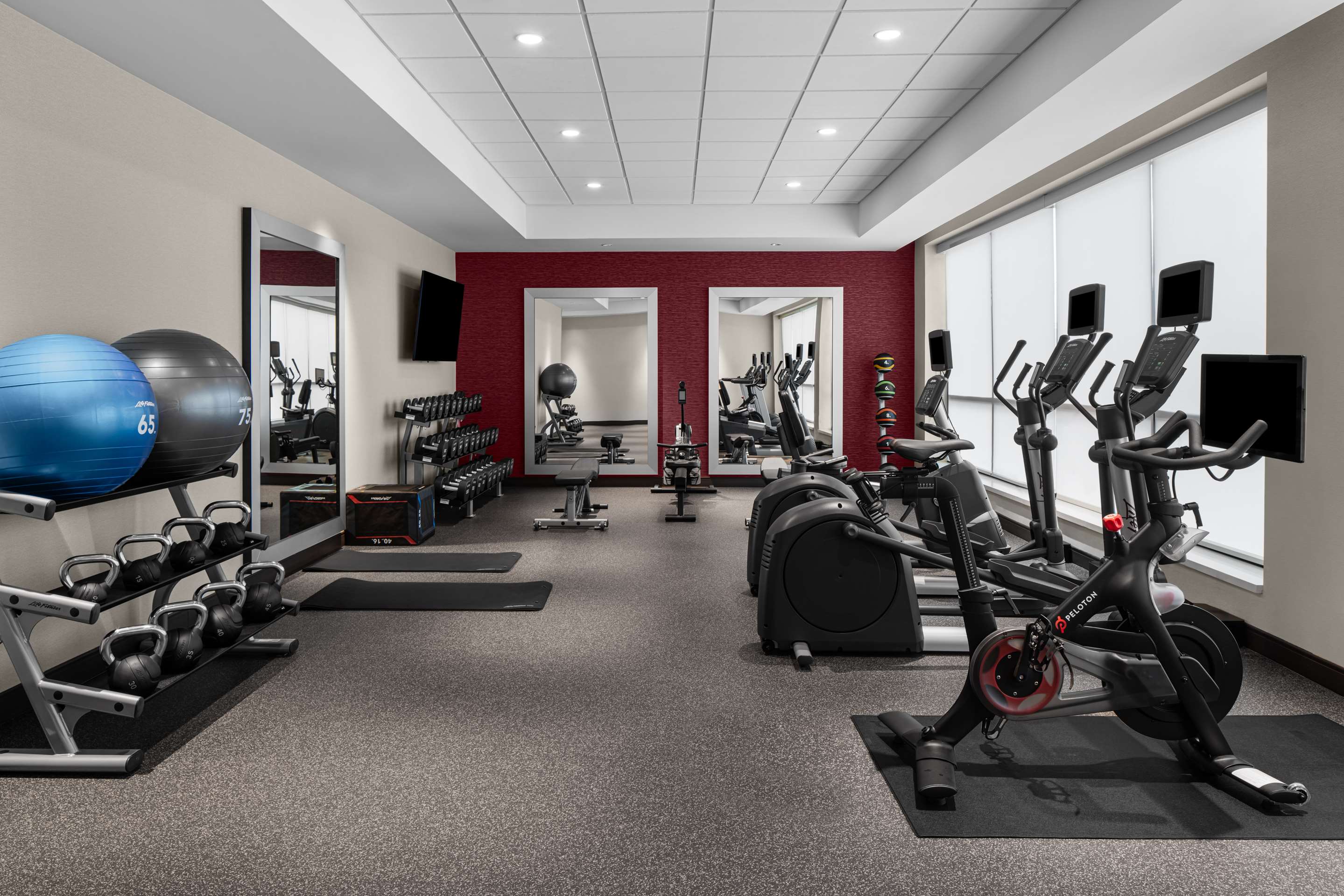 Health club fitness center gym | Home2 Suites By Hilton Hobbs