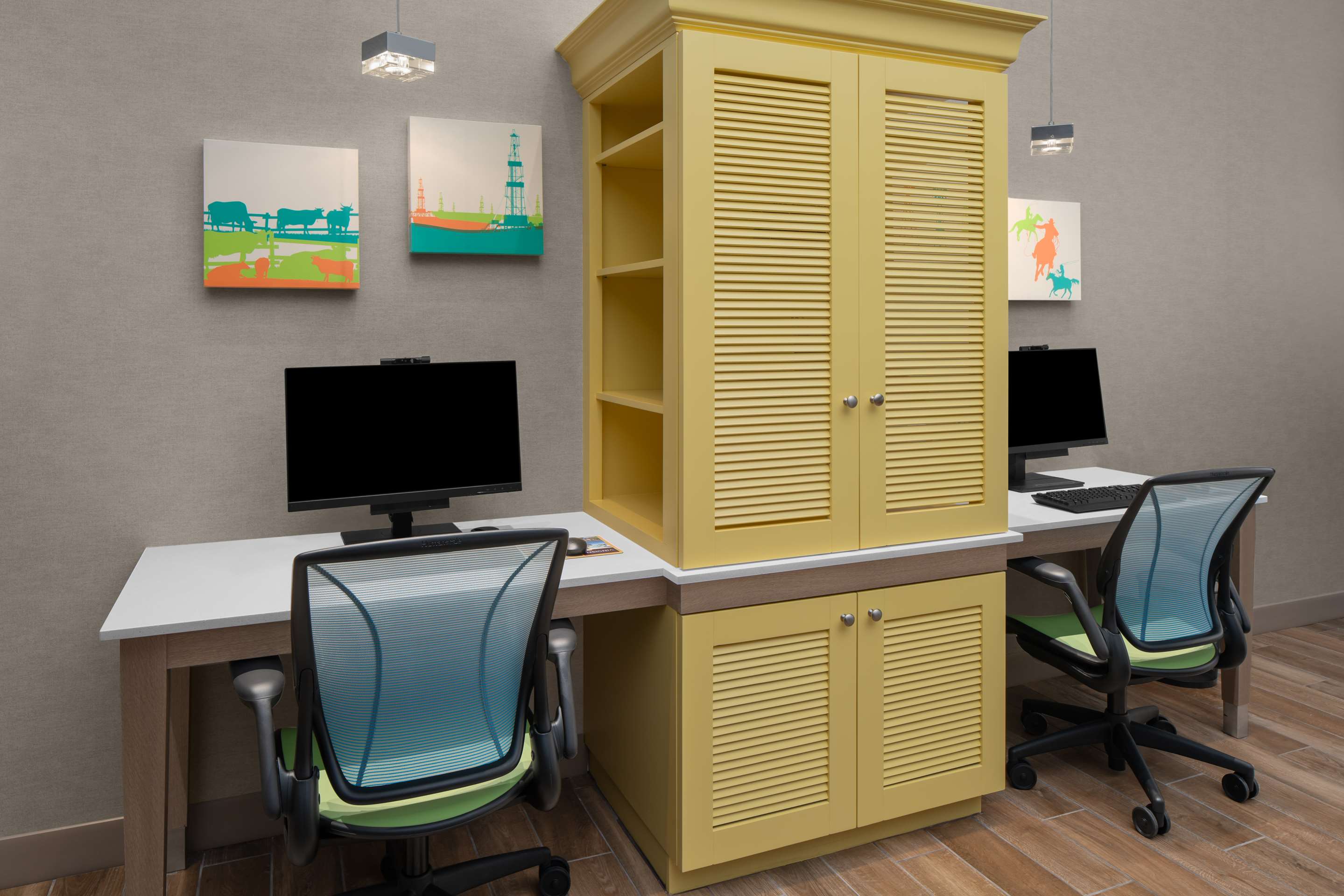 Business Center | Home2 Suites By Hilton Hobbs