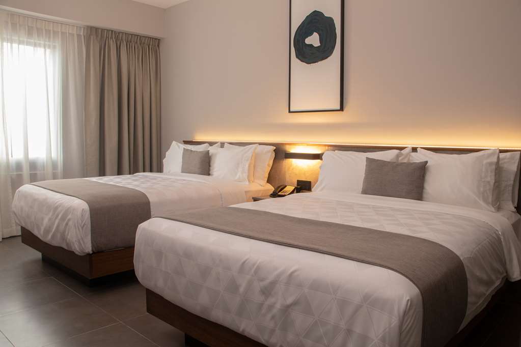 VIAGGIO RESORT MAZATLAN-guestroom-Guest Room,On-Site.jpg
