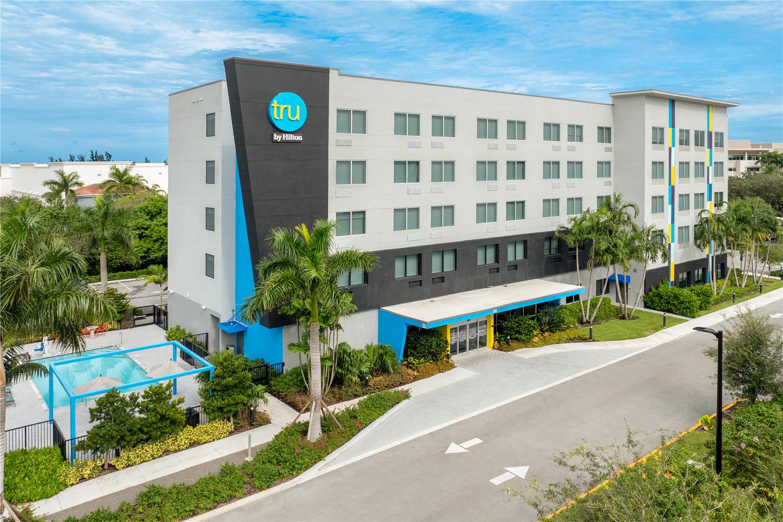 Tru by Hilton Miramar