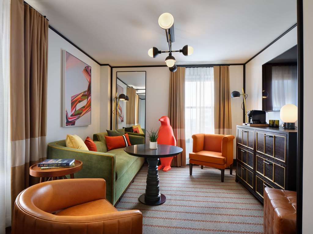 Guest photo