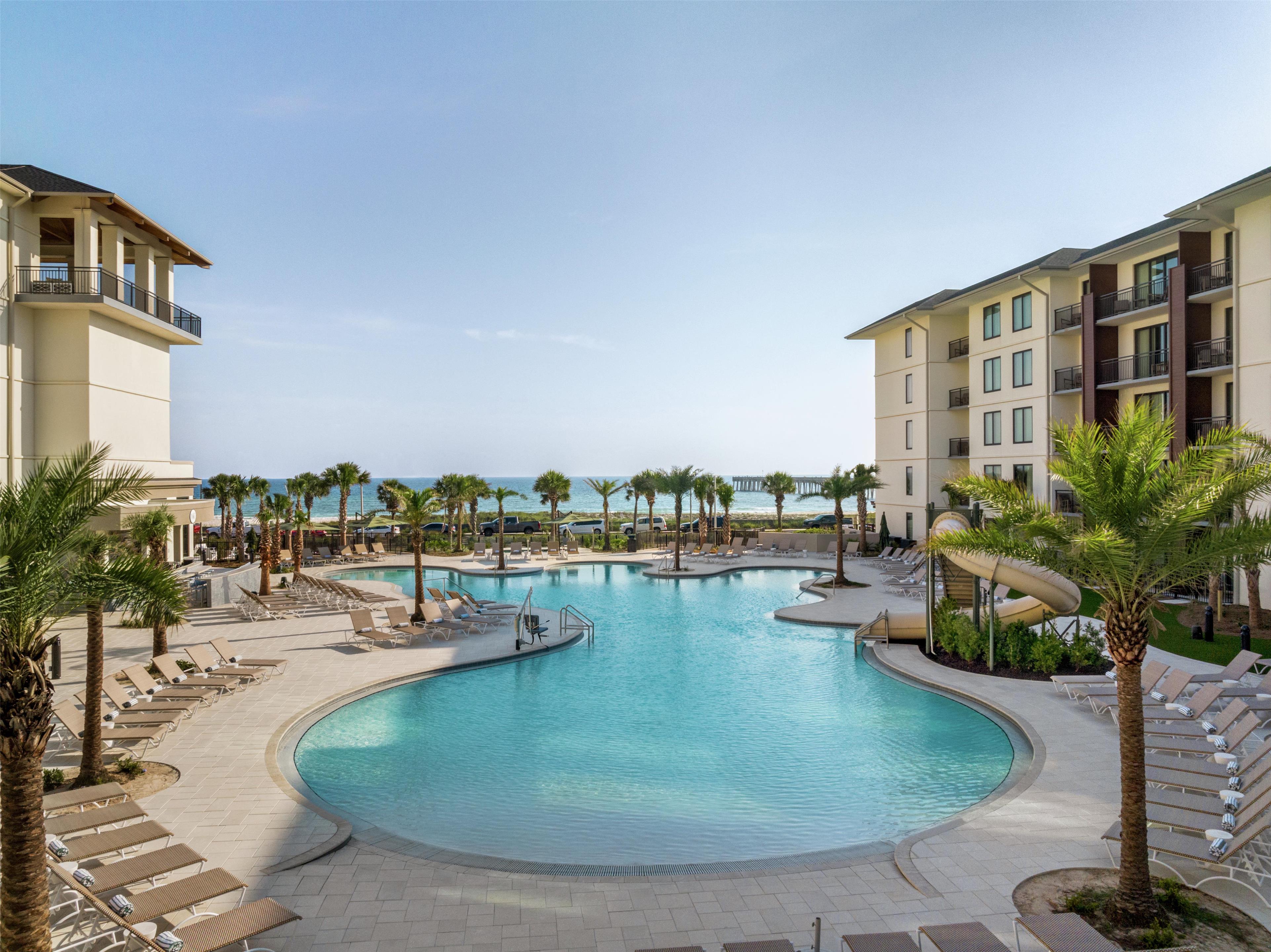 Pool | Embassy Suites by Hilton Panama City Beach Resort