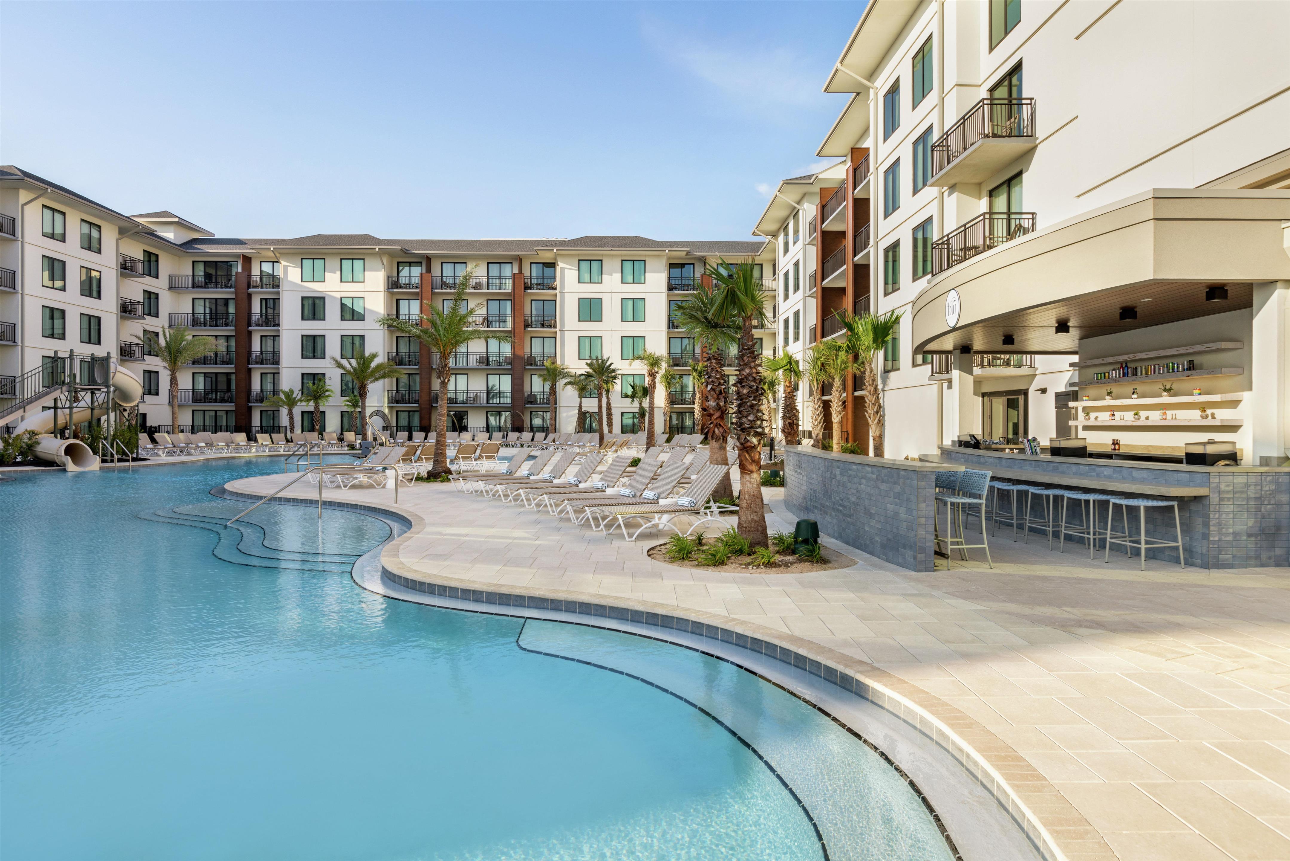 Pool | Embassy Suites by Hilton Panama City Beach Resort