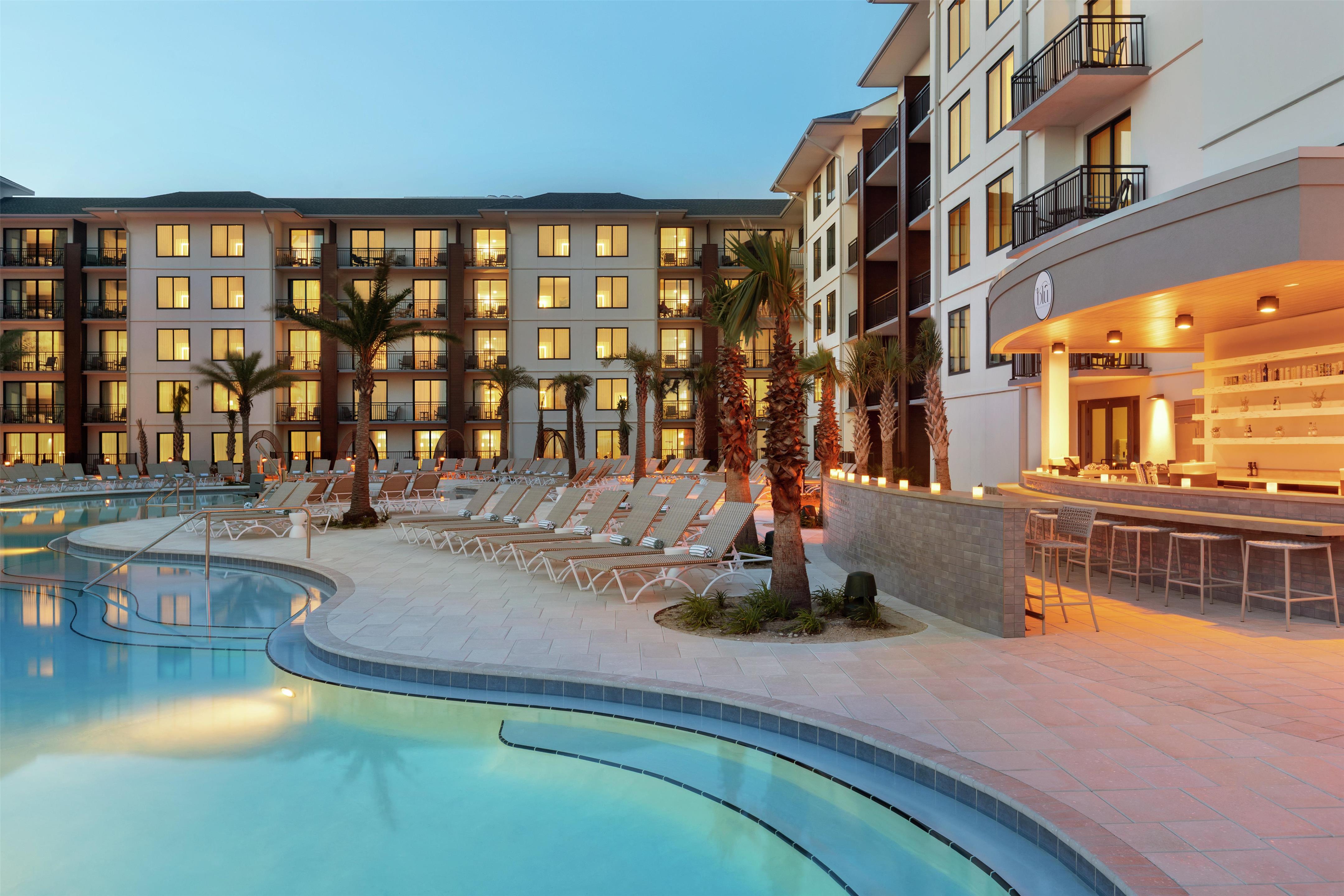 Pool | Embassy Suites by Hilton Panama City Beach Resort