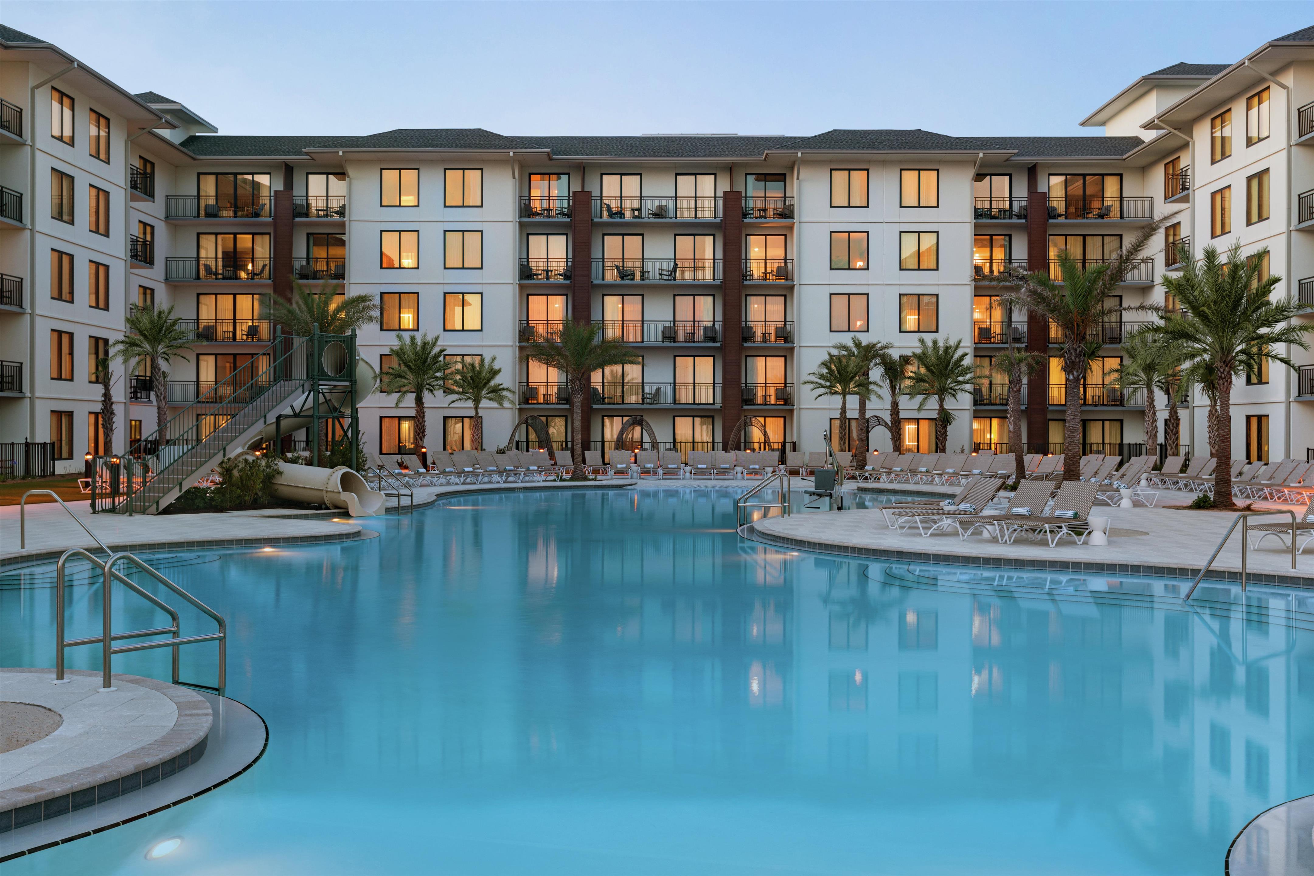 Pool | Embassy Suites by Hilton Panama City Beach Resort