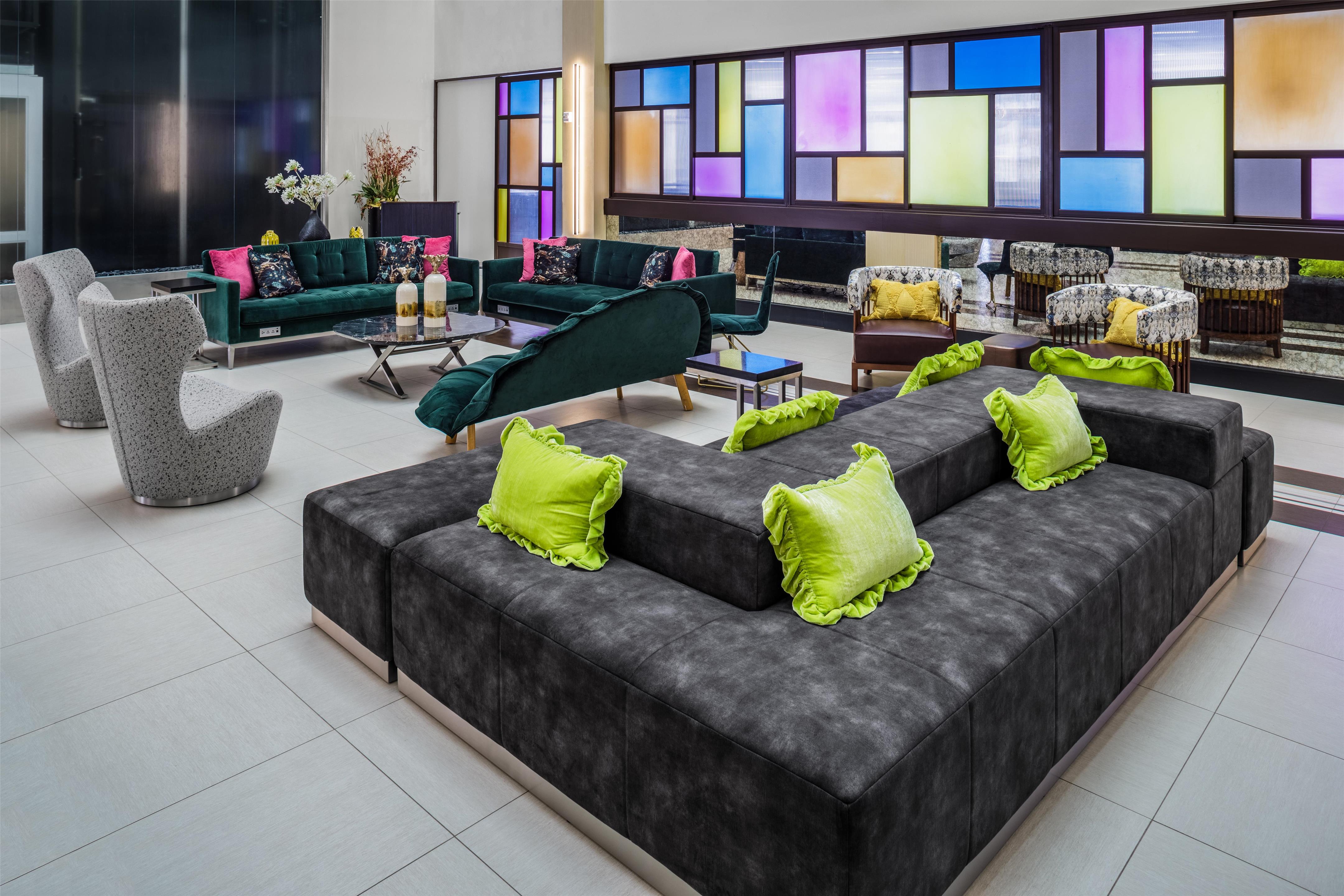 Lobby | DoubleTree by Hilton Sarasota Bradenton Airport