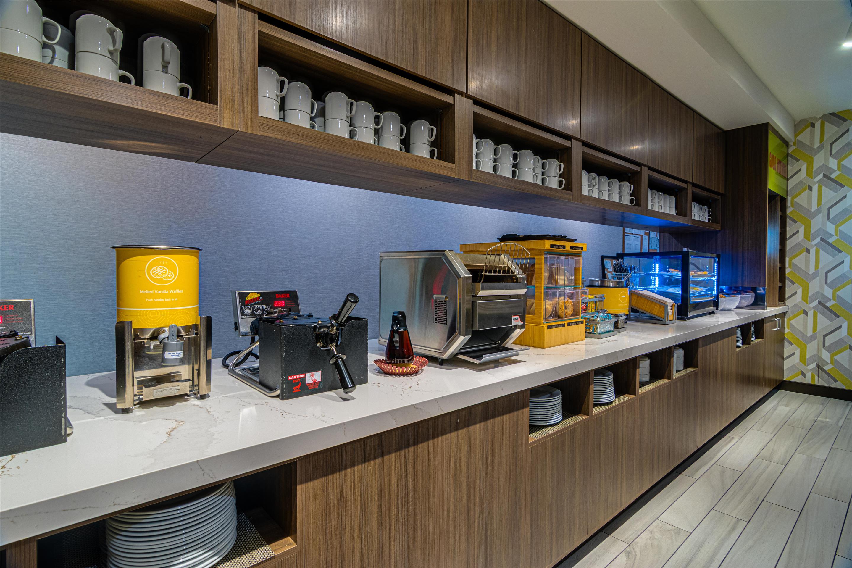 Breakfast Area | Home2 Suites By Hilton Bolingbrook Chicago