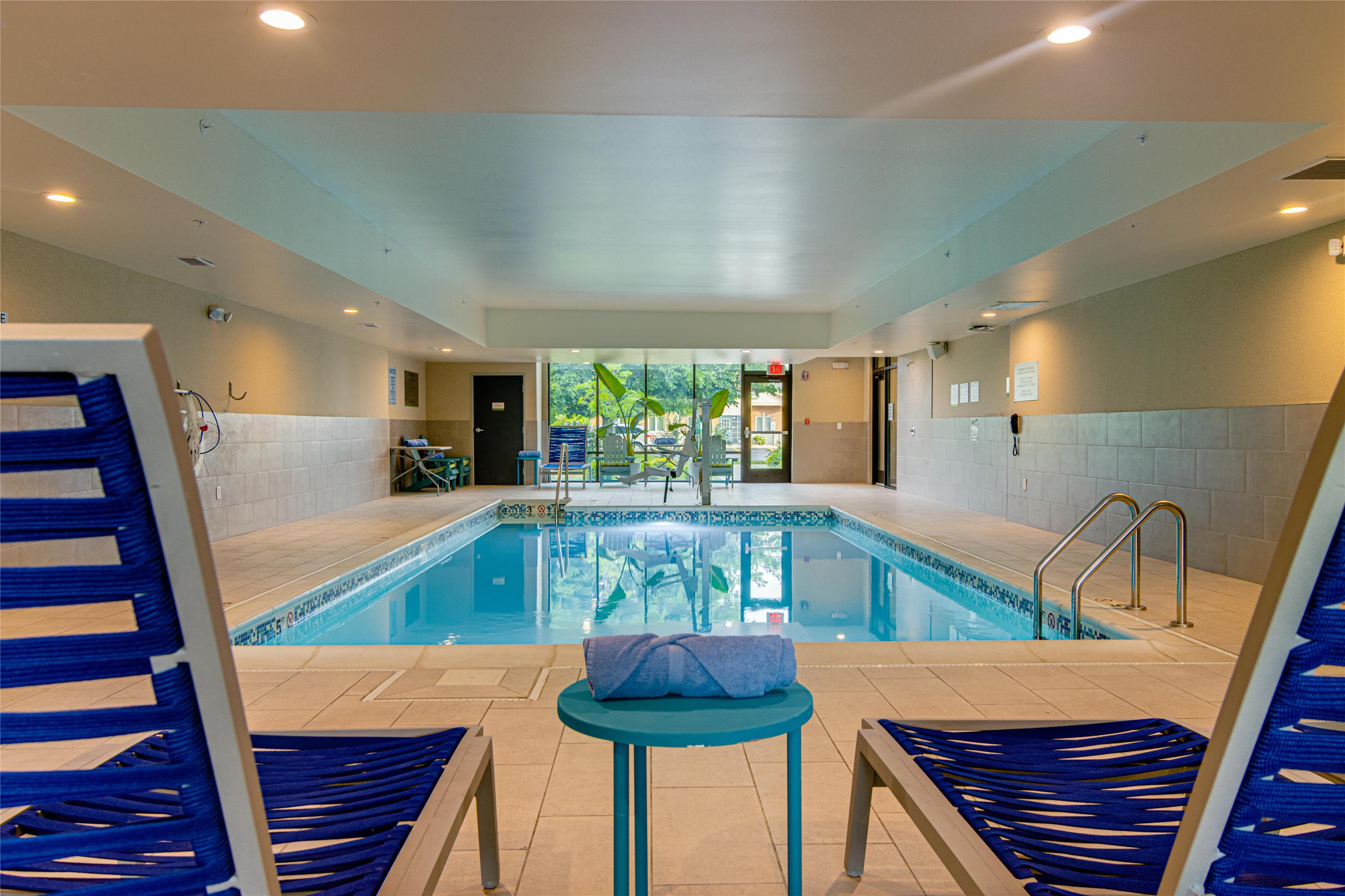 Pool | Home2 Suites By Hilton Bolingbrook Chicago