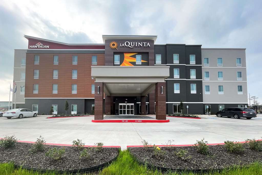 Hawthorn Suites by Wyndham Sulphur