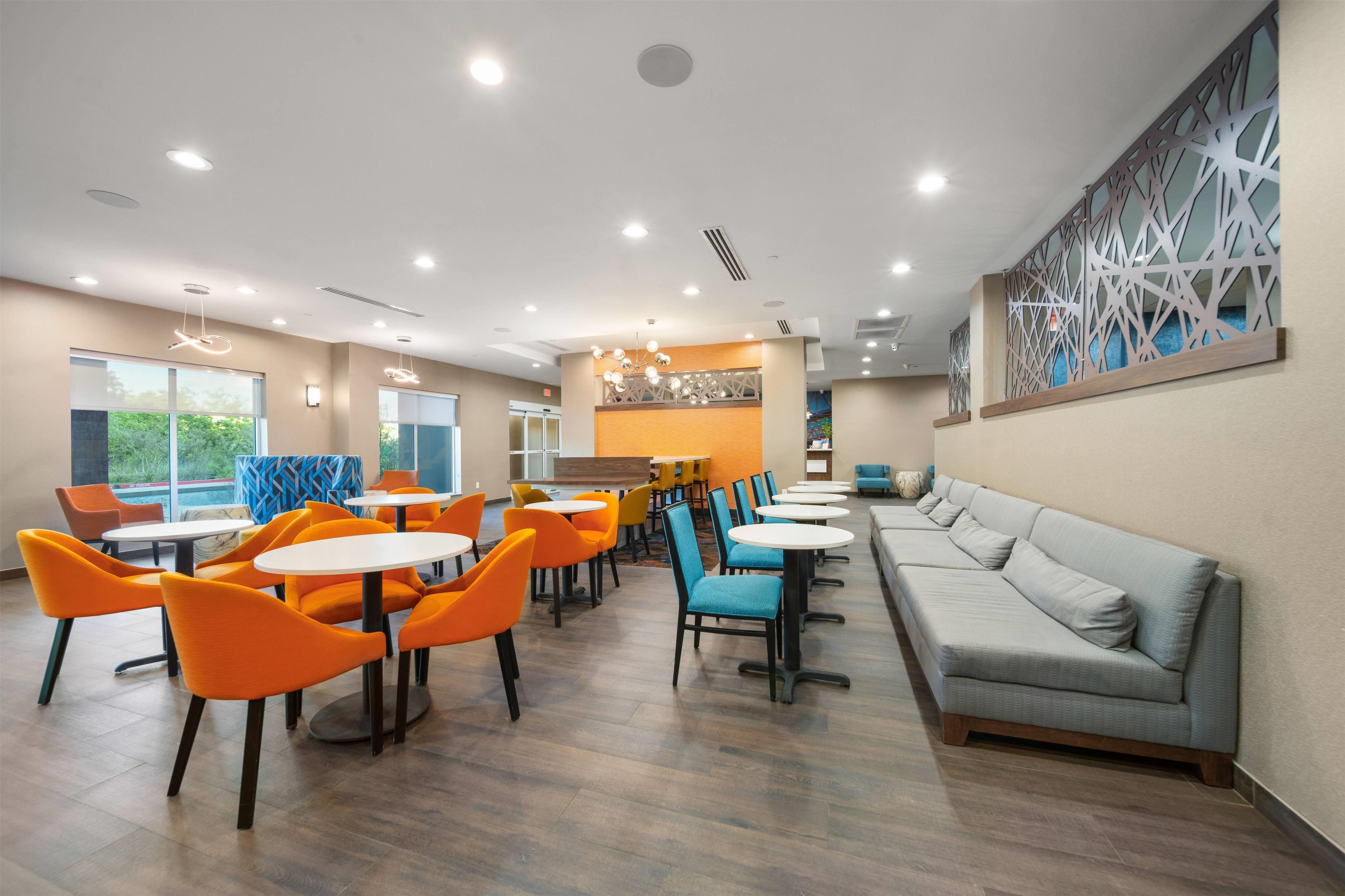Restaurant | Hawthorn Extended Stay by Wyndham Sulphur (Lake Charles)