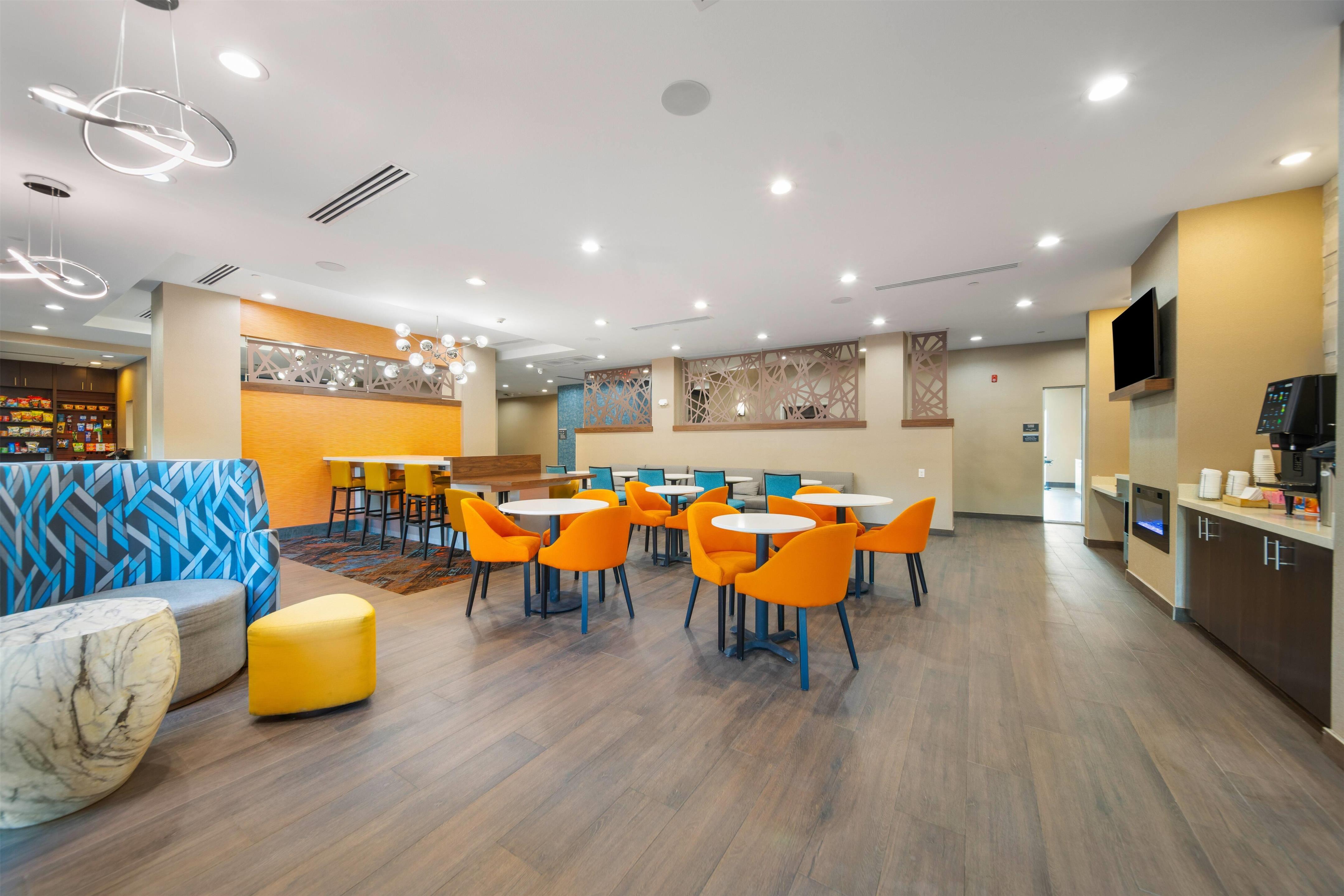 Breakfast Area | Hawthorn Extended Stay by Wyndham Sulphur (Lake Charles)