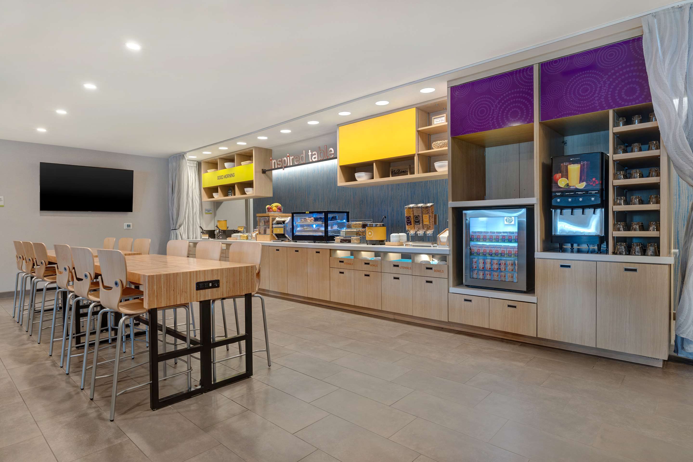 Breakfast Area | Home2 Suites by Hilton Las Vegas Southwest I-215 Curve