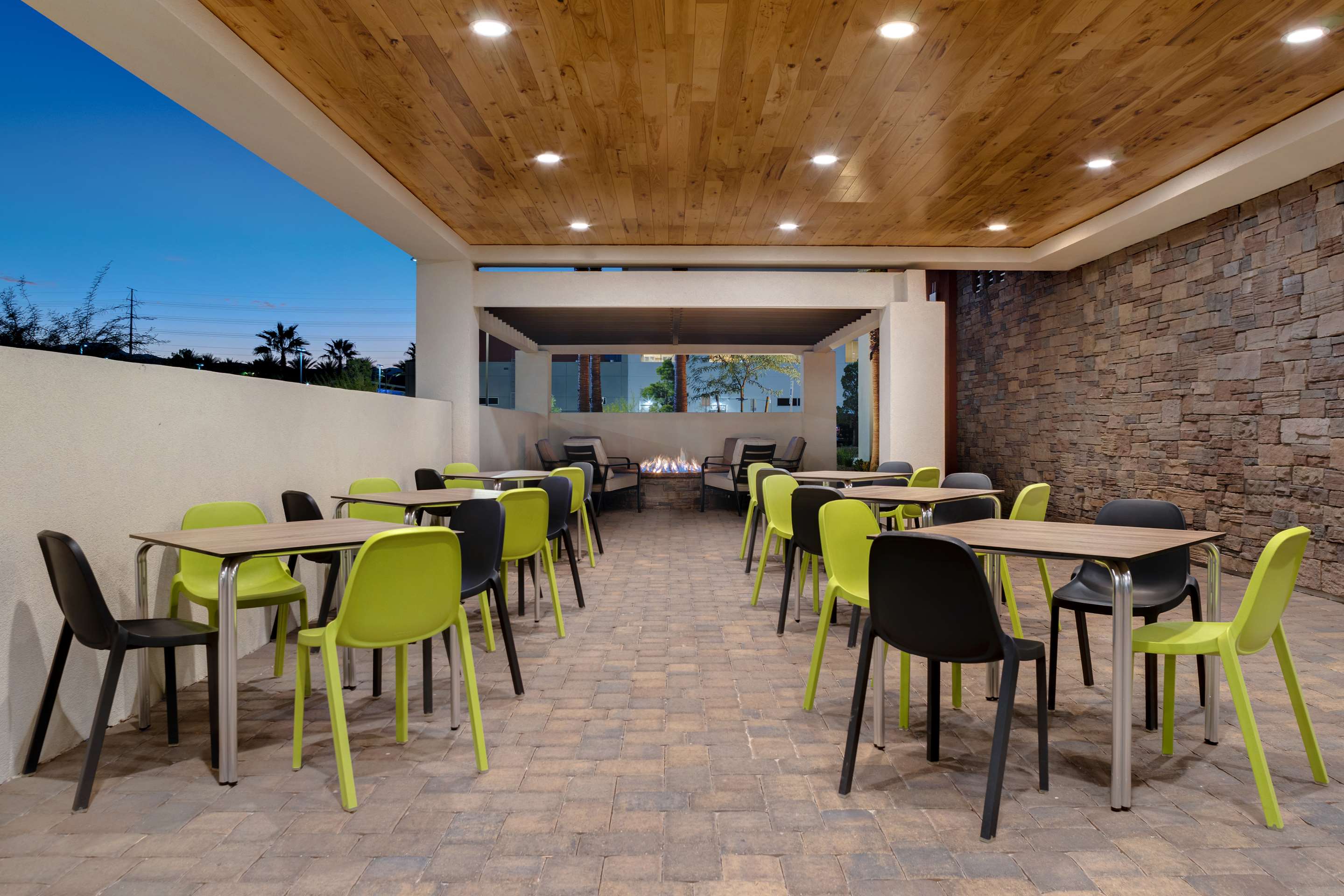 Restaurant | Home2 Suites by Hilton Las Vegas Southwest I-215 Curve