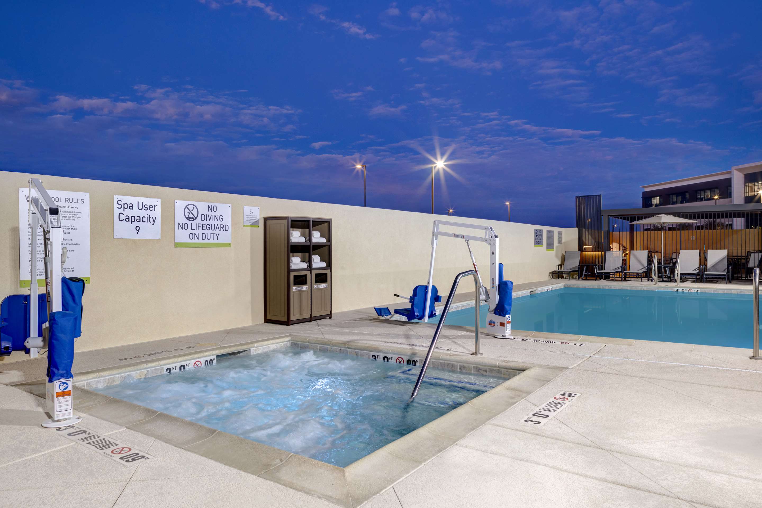 Pool | Home2 Suites by Hilton Las Vegas Southwest I-215 Curve